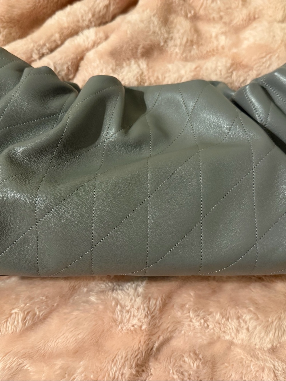 Coach Outlet Faye Large Shoulder Bag With Quilting - Picture 6 of 7